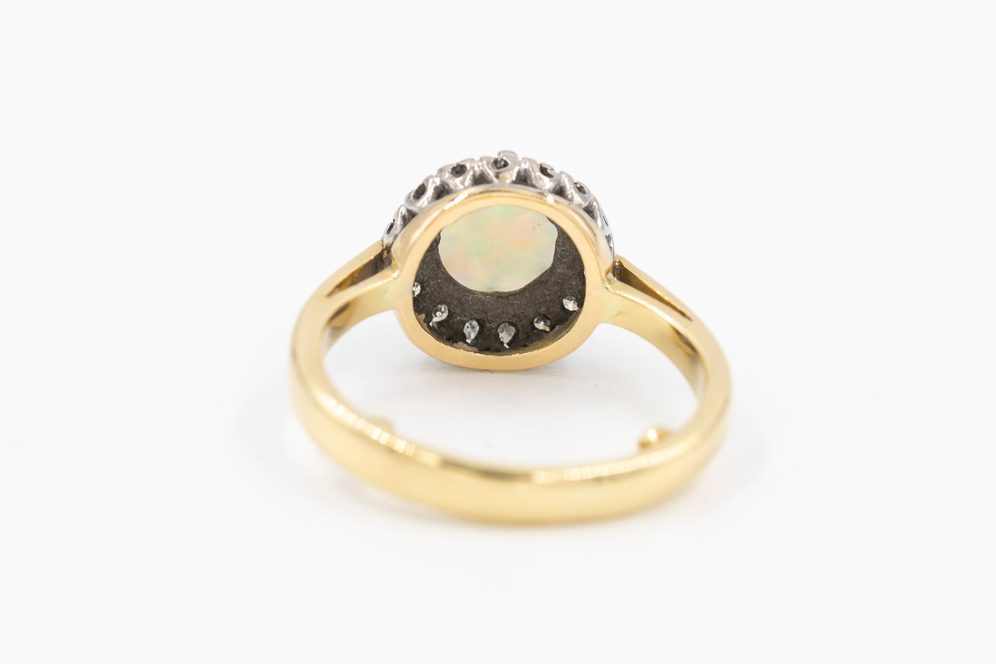 Opal-Diamant-Ring