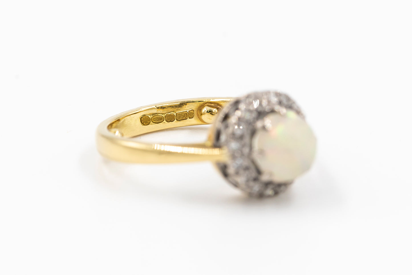 Opal-Diamant-Ring