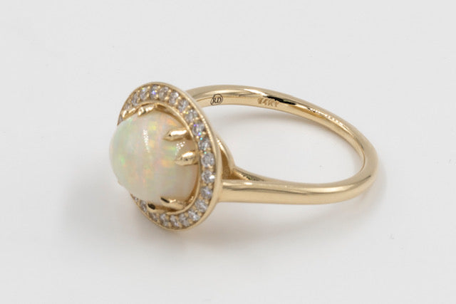 Opal-Diamant-Ring